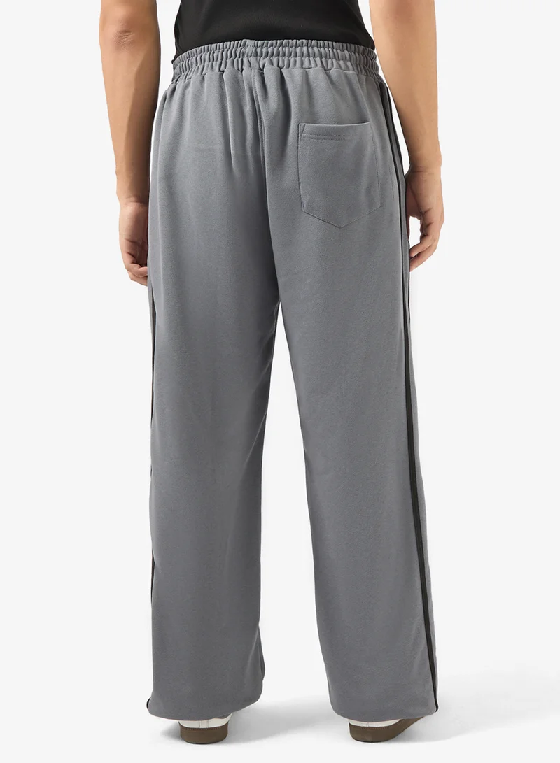 سفنتي فايف بيسيكس بنطلون رياضي بتفاصيل لوحة