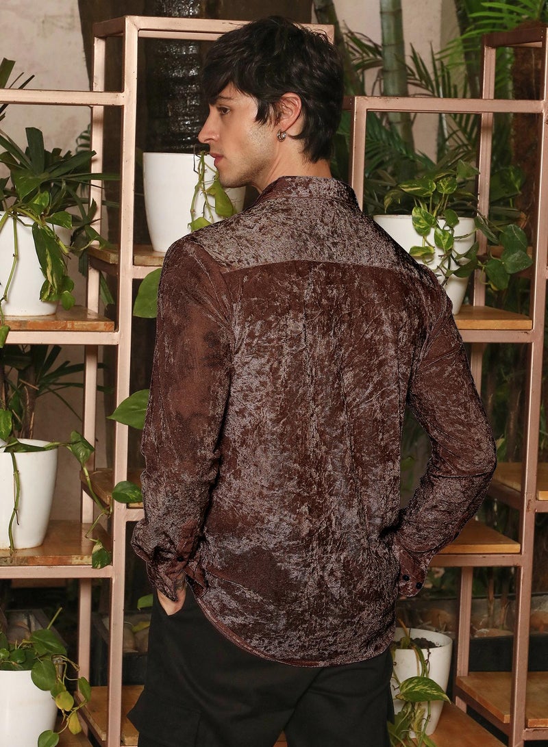 Campus Sutra Campus Sutra Men's Chocolate Brown Solid Velvet Shirt | Slim Fit Full Sleeve Spread Collar Solid Pattern | Velvet Woven Fabric For Club & Casual Wear - Image 3