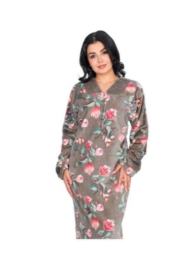 Dadoush Women's long nightgown with floral print, plus size 2XL-6XL, women's maxi robe with full coverage from Daadoush, a house abaya made of soft velvet. - Image 2