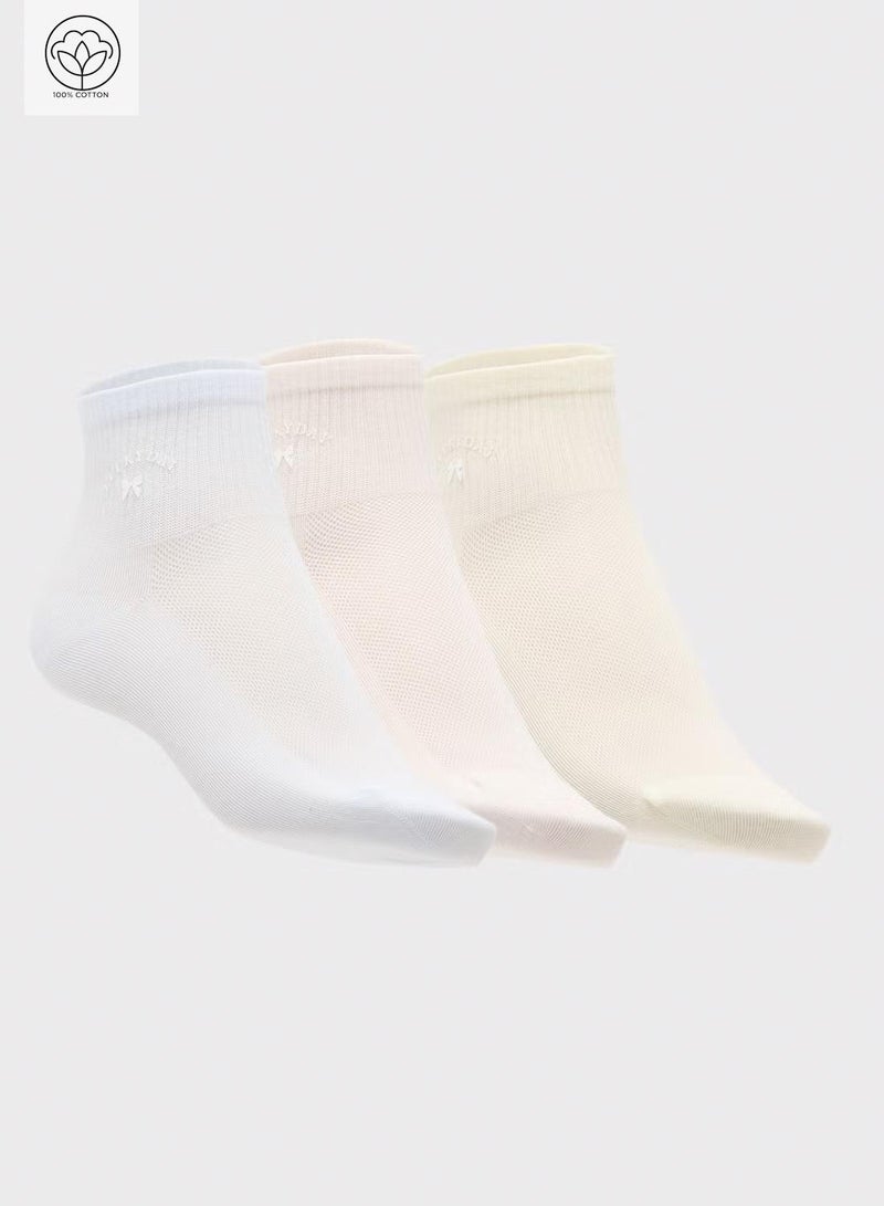 جينجر جوارب قطنية للكاحل بثلاث قطع بتفاصيل فيونكة - Image 1