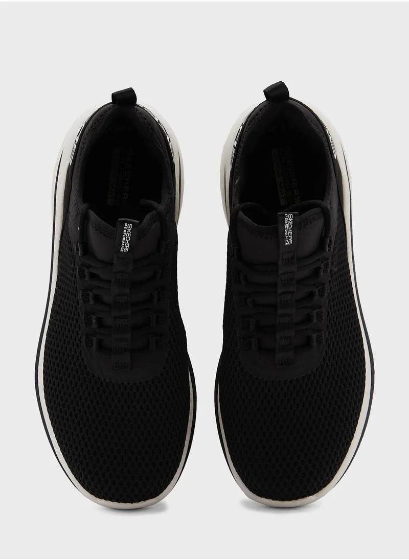 SKECHERS Max Cushioning Essential
