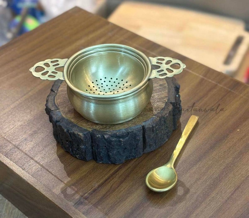 PURI Bartanwala - Brass Traditional Indian Tea Strainer- Matt Finish - Image 1