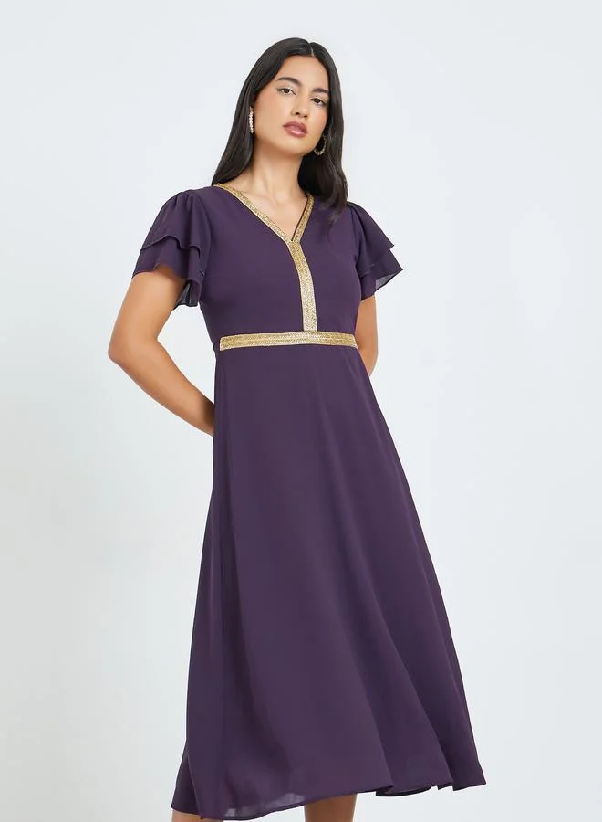 ستايلي فستان ميدي بأكمام بكشكش ومزين