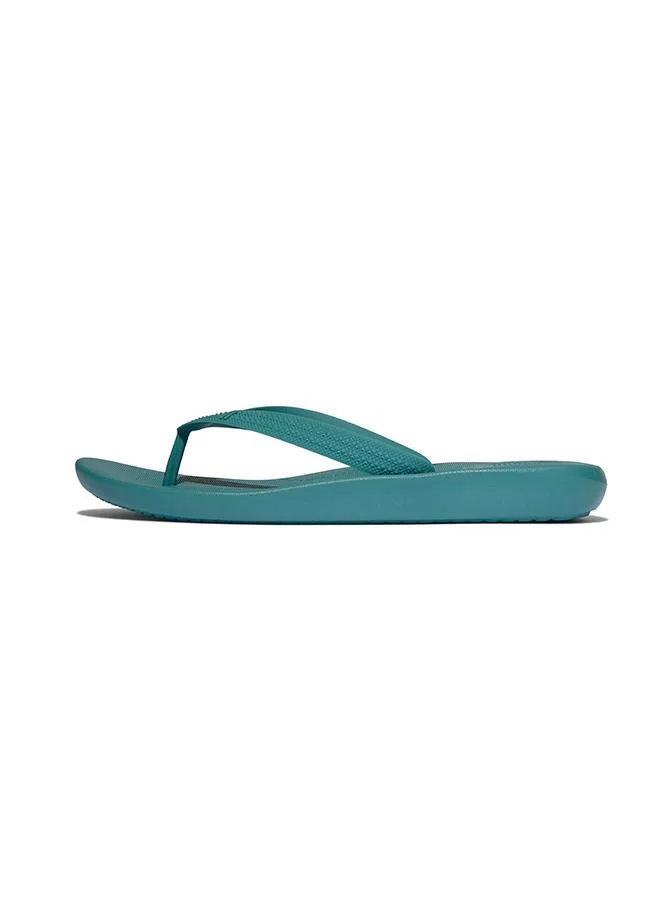 فيت فلوب iQUSHION MENS TEXTURED-STRAP FLIP-FLOPS