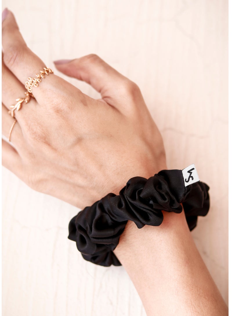 SILK ME Pure Mulberry Silk Scrunchie Black - Image 2
