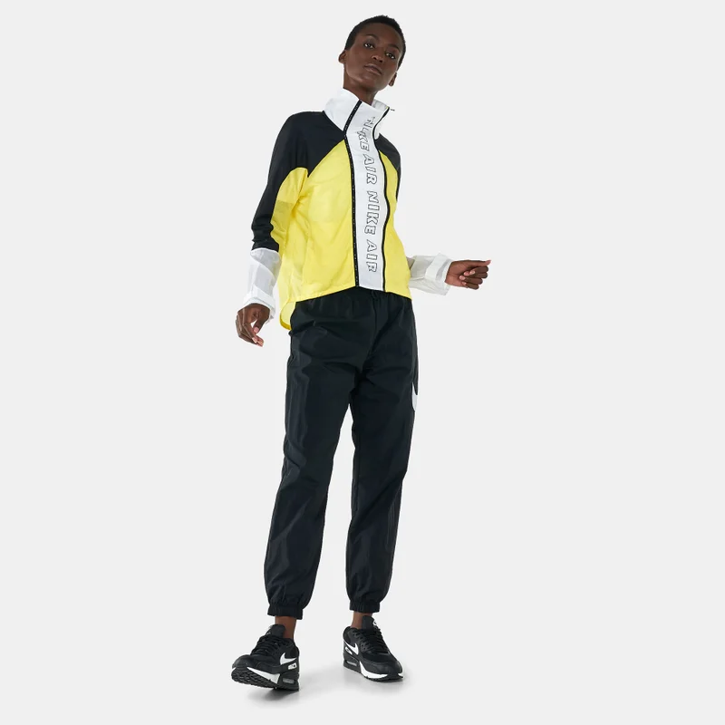 Nike black Women's Sportswear Essential Easy Woven Sweatpants for Women | Best Price UAE