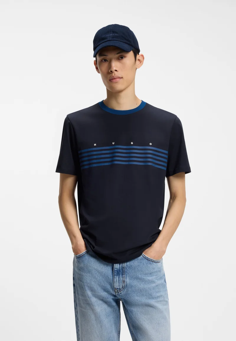 هوجو Cotton T-shirt with printed stripes