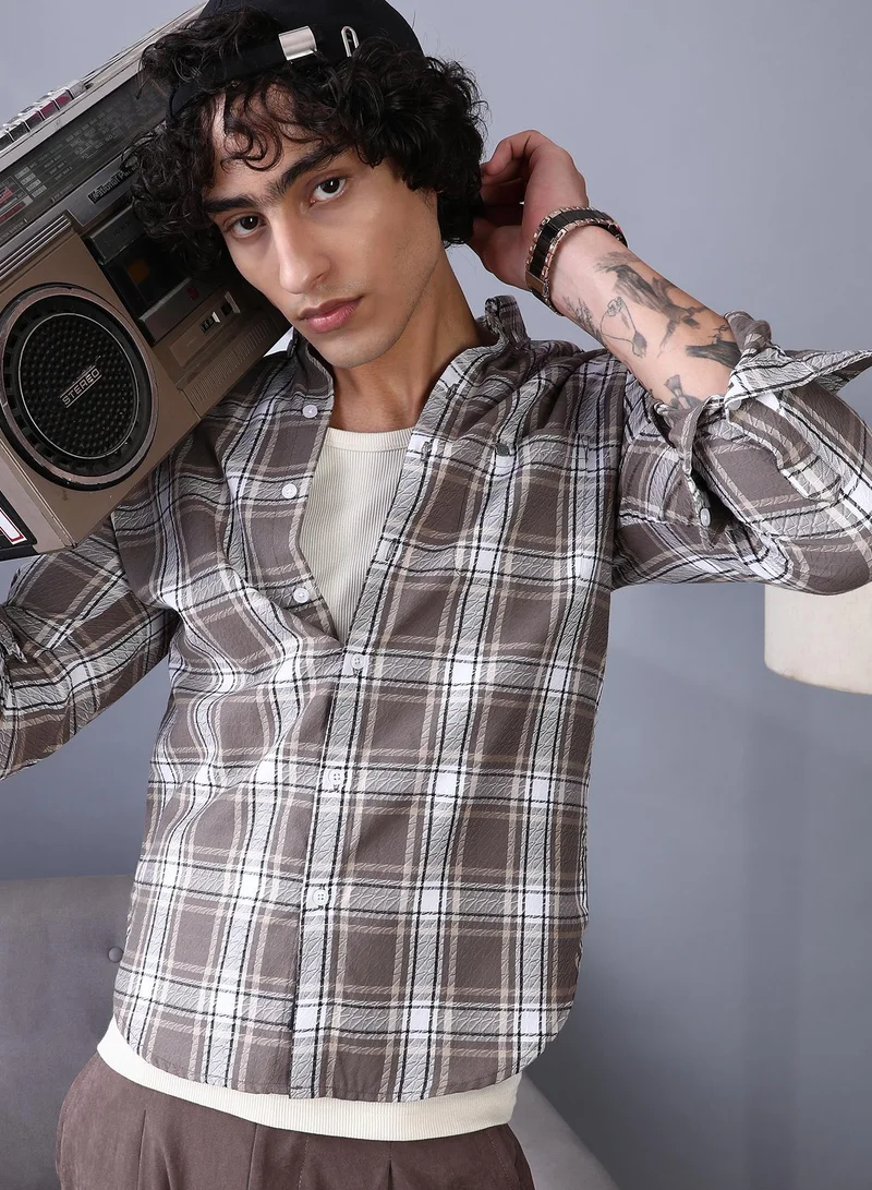 Campus Sutra Campus Sutra Men's Mocha Brown Halo-Graph Regular Shirt For Casual Wear | Spread Collar | Long Cuffed Sleeves | Button Closure | Shirt Crafted With Comfort Fit For Everyday Wear