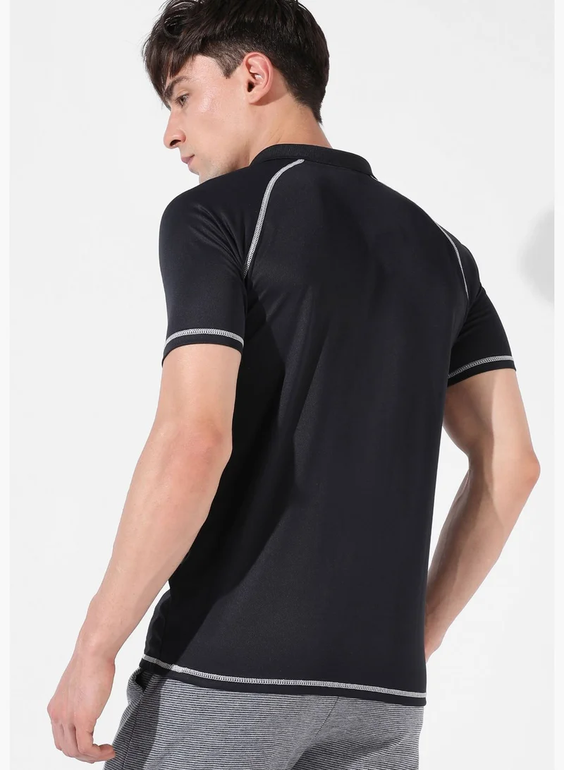Campus Sutra Men's Colourblocked T-Shirt