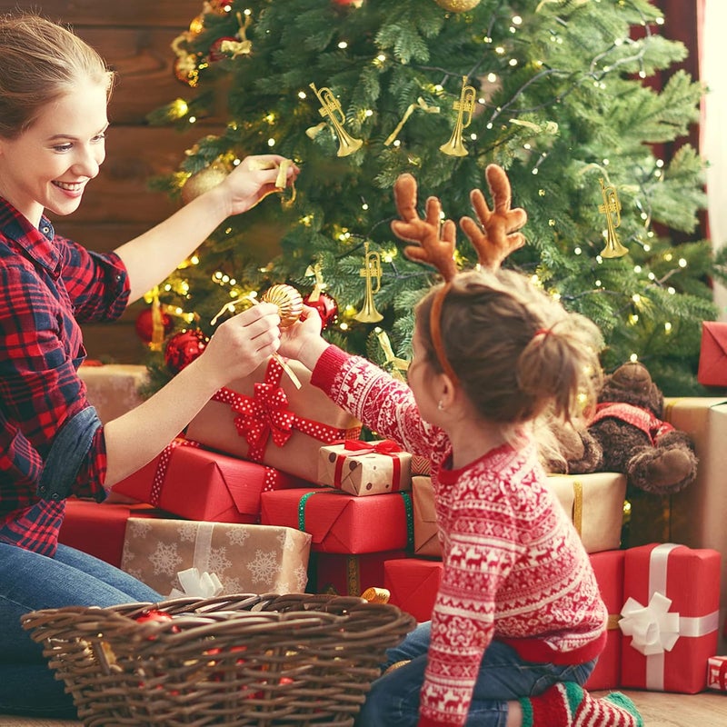 NUOBESTY 12 قطعة من آلات النفخ الموسيقية الذهبية - نماذج بوق بلاستيكية صغيرة لتزيين شجرة عيد الميلاد و إكليل المنزل وحفلات DIY - Image 3