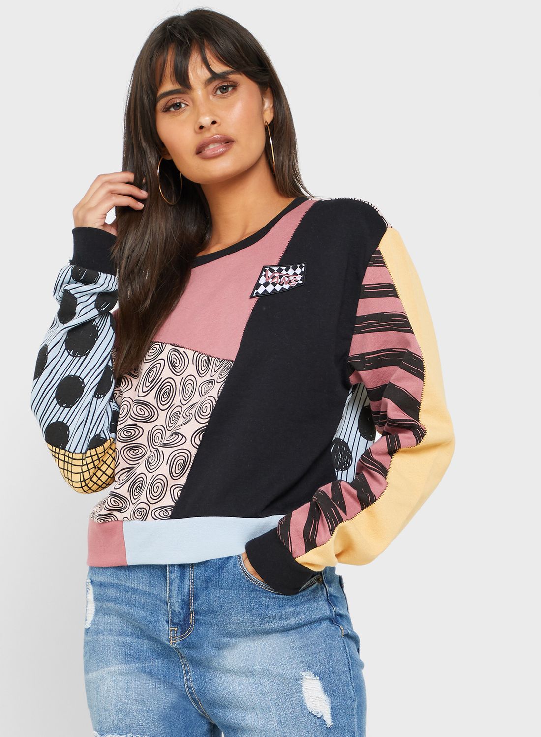 https://en-global.namshi.com/buy-vans-the-nightmare-before-christmas-sally-sweatshirt-w599442a.html