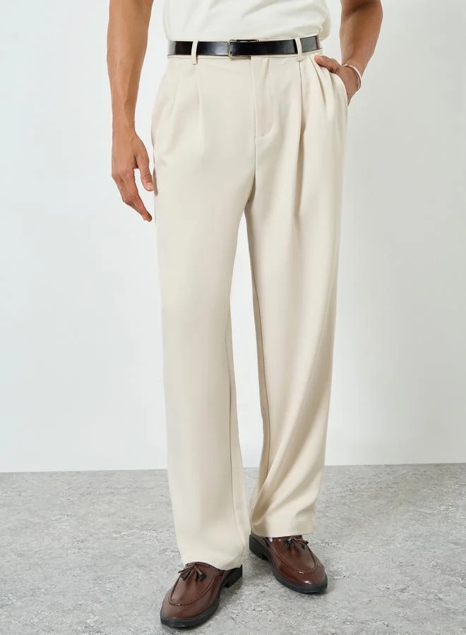 ستايلي بنطال بقصة واسعة وطيات مزدوجة