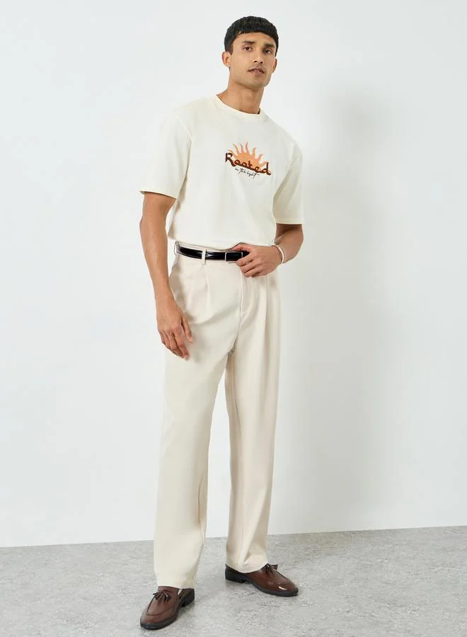 ستايلي بنطال بقصة واسعة وطيات مزدوجة