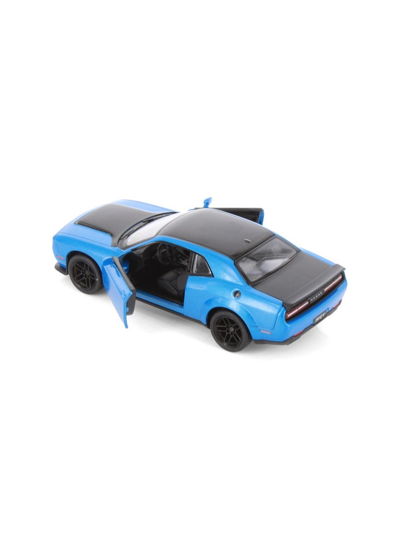 Kinsmart Dodge Challenger SRT Demon 170-1:40 Scale 2023  Doors Openable Collectible Toy Car  - Image 4