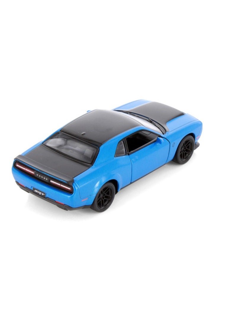 Kinsmart Dodge Challenger SRT Demon 170-1:40 Scale 2023  Doors Openable Collectible Toy Car  - Image 5