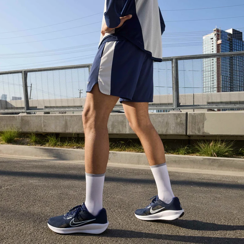 نايكي حذاء الجري داون شيفتر 13 للرجال