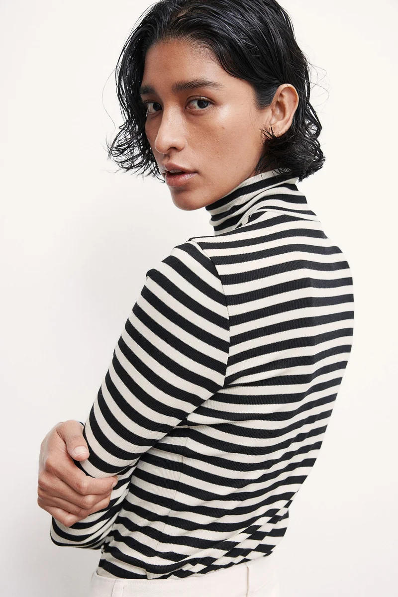 اتش اند ام Modal-Blend High Neck Top