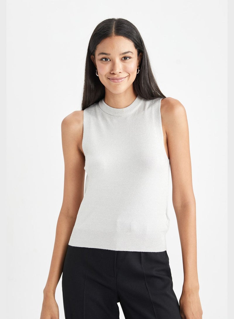 DeFacto Woman Sleeveless Tank Top - Image 1