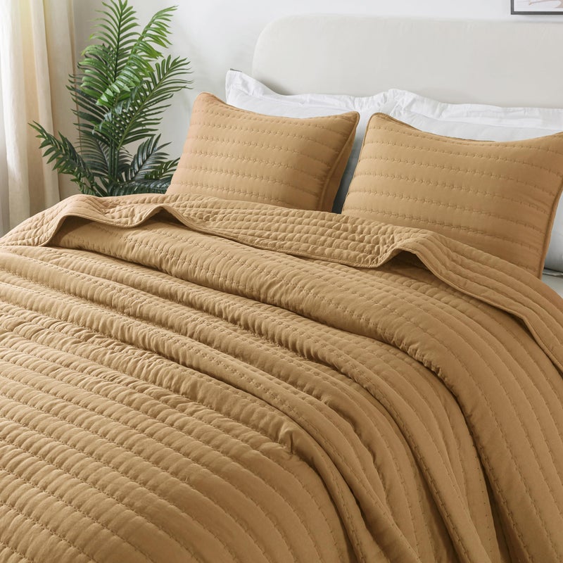 ROARINGWILD Pumpkin Yellow King Size Quilt Bedding Sets with Pillow Shams, Mustard Lightweight Soft Bedspread Coverlet, Quilted Blanket Thin Comforter Bed Cover for All Season, 3 Pieces, 104x90 inches - Image 1