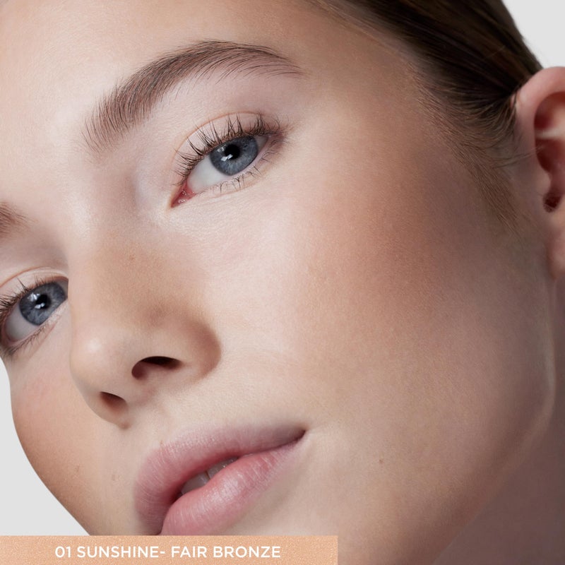 Laura Mercier Tinted Moisturizer Bronzer: Long Lasting Sheer Cream Bronzer, Weightless, Buildable Coverage, 12 HR Hydrating Wear, Non-Comedogenic, 6 Shades for All Skin Tones, Sunshine - Image 3