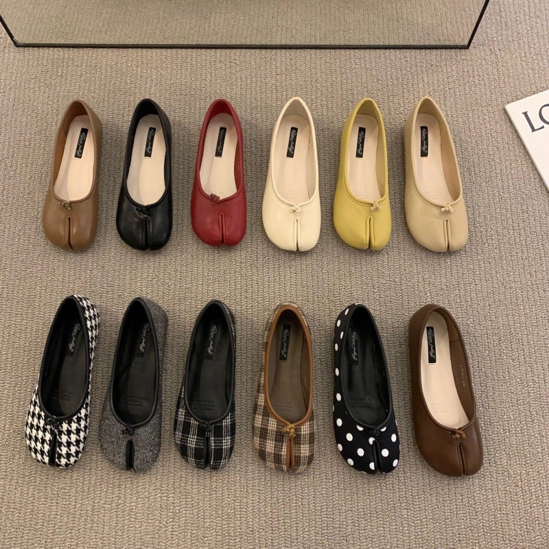 Women's Slip-on Flat Shoes with Soft Sole - Image 1