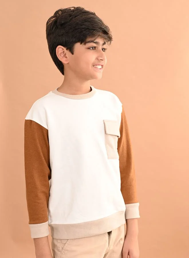 LILPICKS Contrast Sleeve Pocket Detail Sweatshirt by Styli