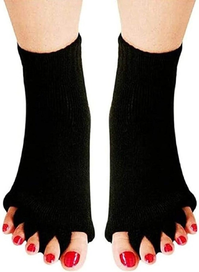 Footmate Foot Alignment Socks Five Toe Separator (Pack of 2) - Foot Pain Relief, Yoga Gym Sports Massage Socks - Improving Posture & Increasing Flexibility for Men & Women(Size 7-8, Black) - Image 1