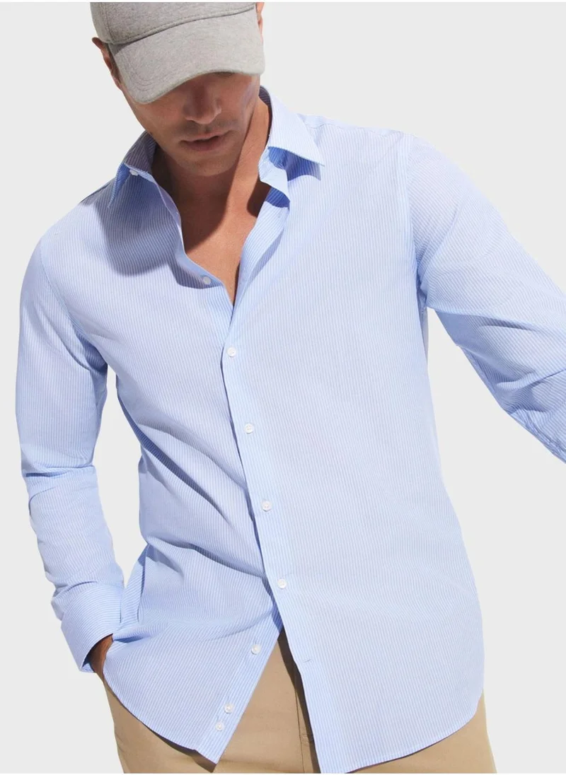 JUNE Essential  Slim Fit Shirt