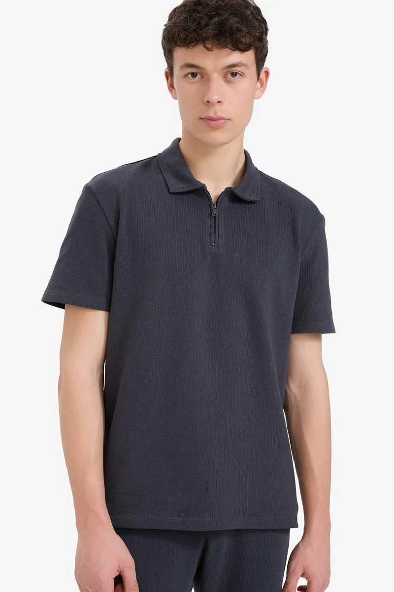 ديفاكتو Regular Fit Short Sleeve Polo T-Shirt