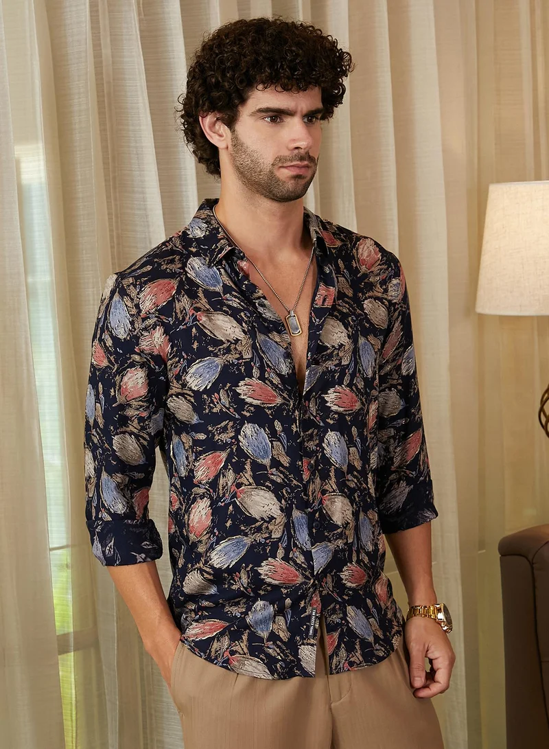 Campus Sutra Men's Onyx Black Bloom-Traces Shirt