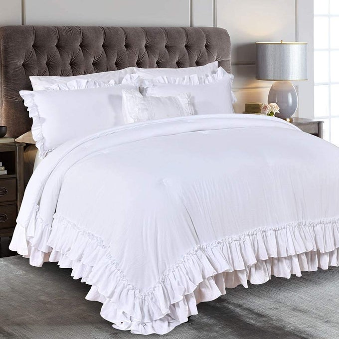 WHITE RUFFLED COMFORTER SET QUEEN SIZE FARMHOUSE SHABBY BOHO CHIC WHITE BEDDING SET QUEEN SIZE LIGHTWEIGHT FLUFFY MICROFIBER BED COMFORTER SET 3 PIECES