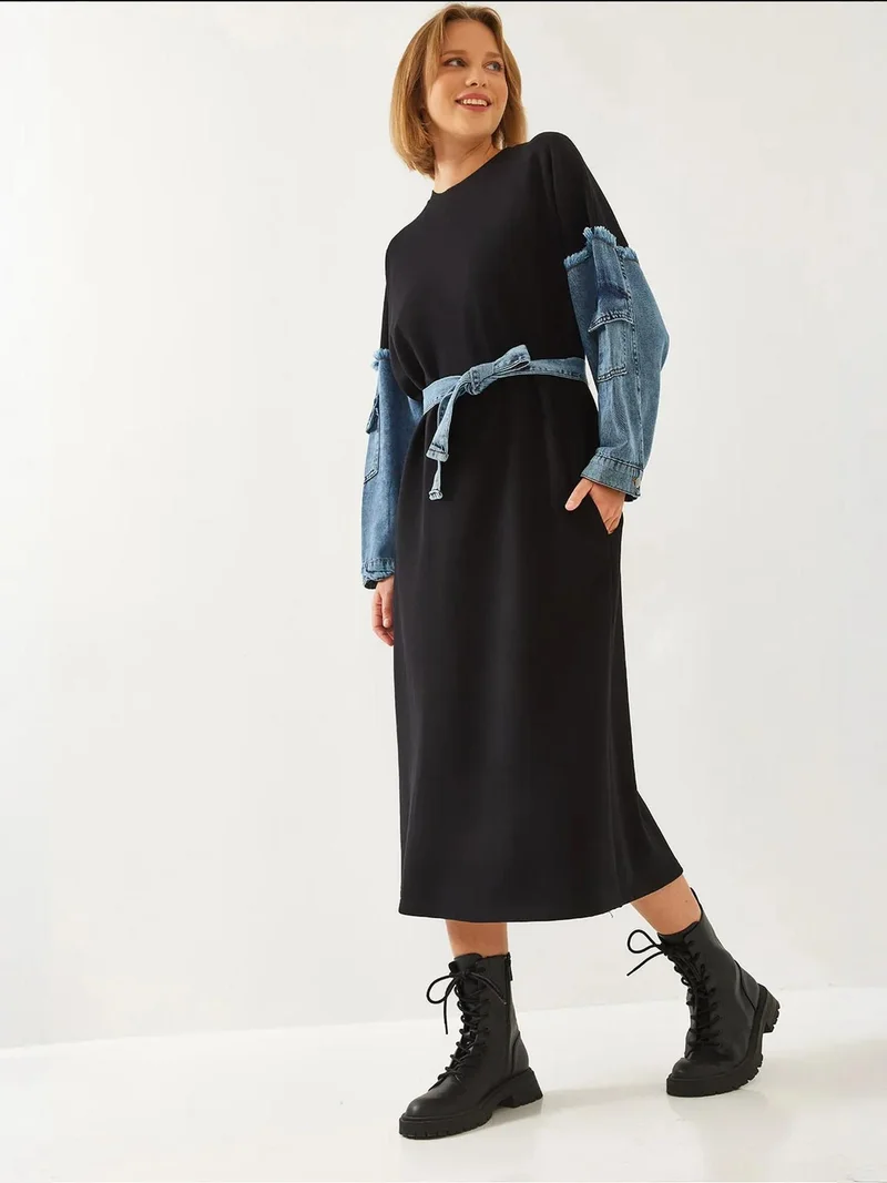 LUCCI Textured Denim Midi Dress with Crew Neck