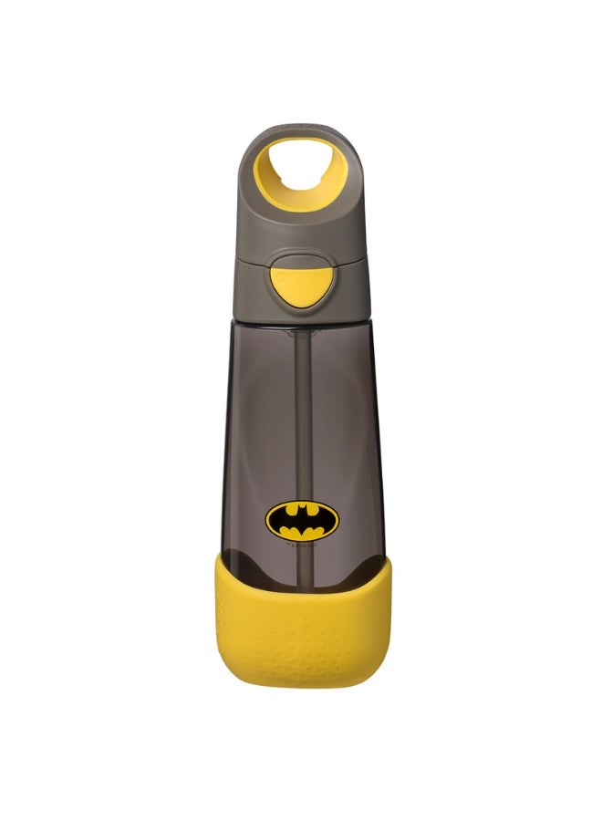 b.box زجاجة شرب تريتان – إصدار باتمان 600 مل، متينة، خفيفة الوزن ومقاومة للكسر، غطاء قابل للفتح مع قشة سهلة التدفق، خالية من BPA وآمنة للغسل في غسالة الصحون، مثالية للمدرسة والرياضة والسفر - Image 1