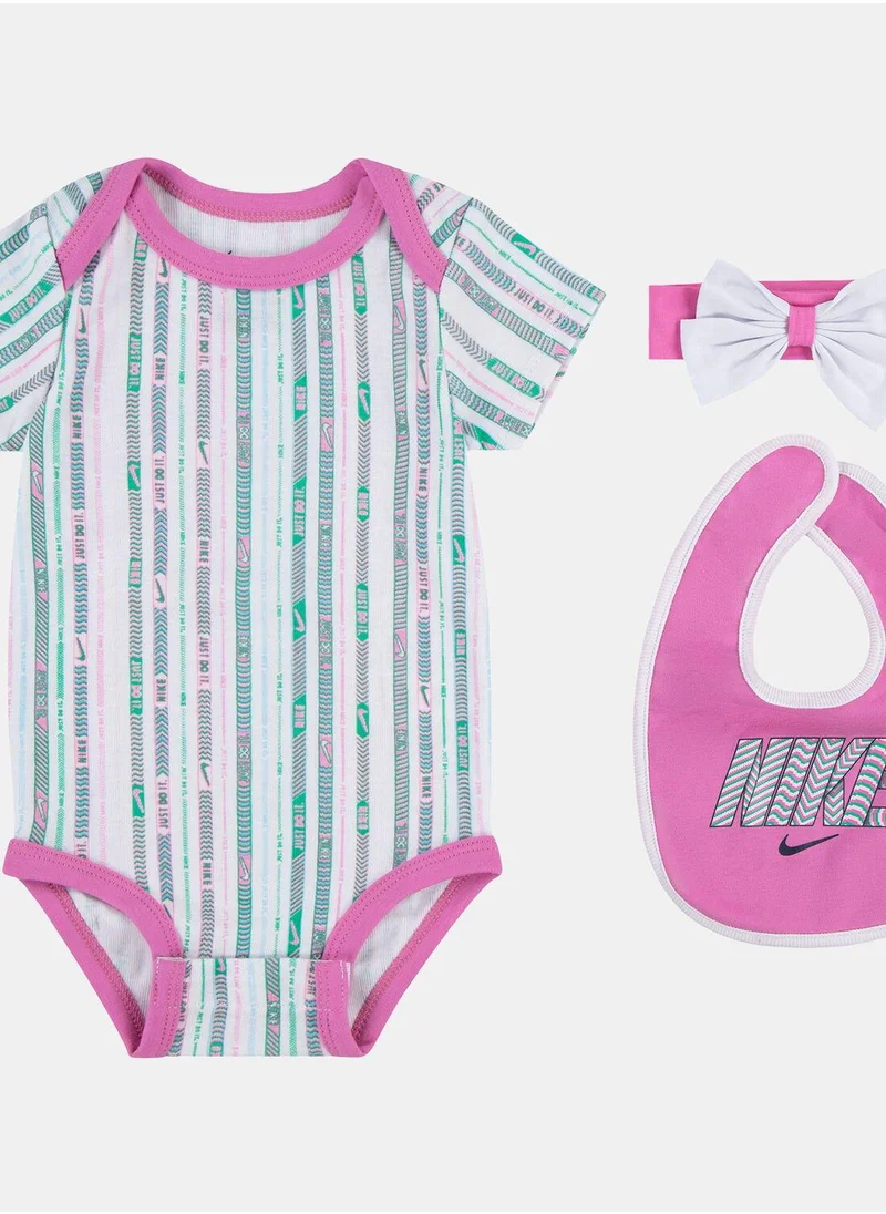 Nike Kids' Happy Camper Bodysuit Box 3-Piece Set