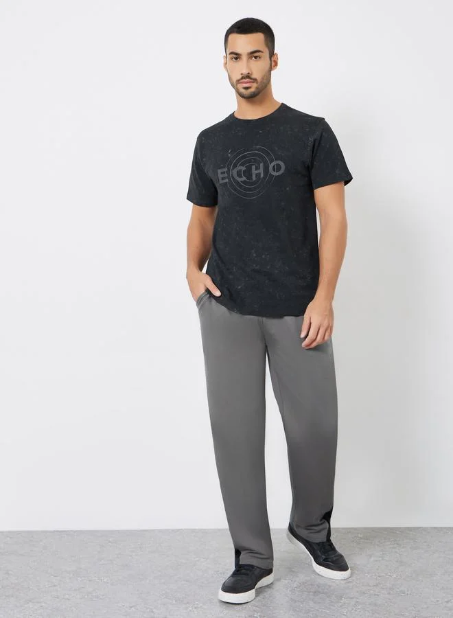 Styli Men Black Graphic Print Crew Neck T-Shirt