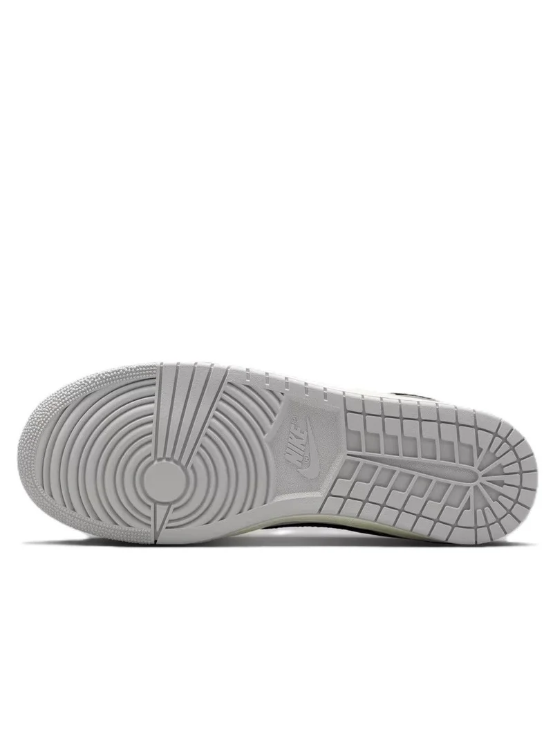 Jordan  Air Jordan Skyline Low for Men | Best Price UAE