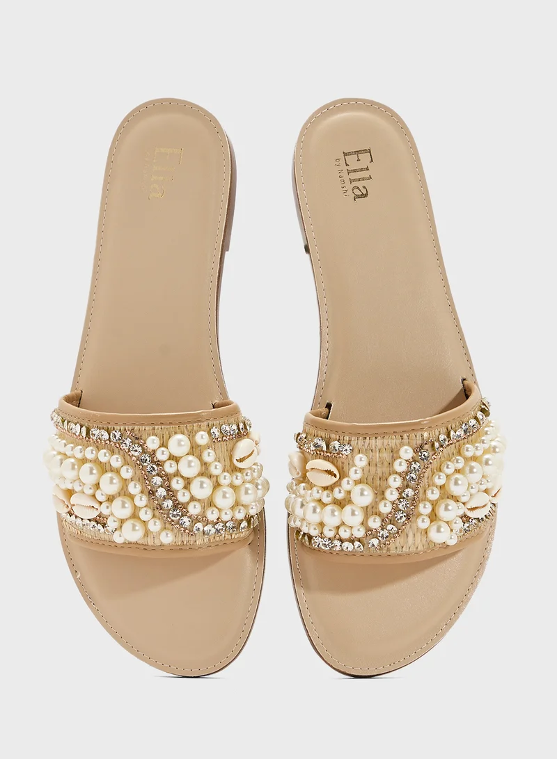 ELLA Flat Sandal With Pearl Strap