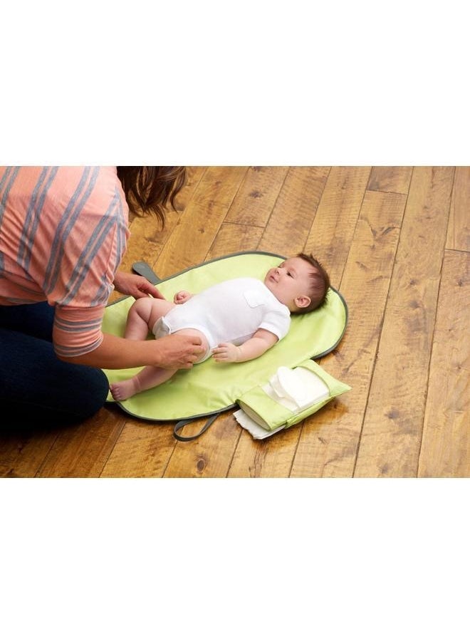 Generic - Portable and Foldable Waterproof Baby Diaper Changing Mat Sheet, Non-Toxic, BPA free，Baby Diaper Changing Pad, Extra Large (70*50cm) Waterproof Mat for Stroller Walks or Diaper Bag, Fits Newborn and Toddler for Quick Change on The go, Black with 3D Cube - Image 1