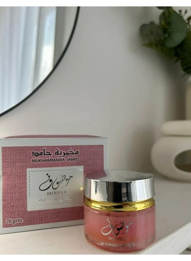 ارض الزعفران مخمرية جامد موصوف وردي، عطر عربي للجسم والشعر، 20 غرام - Image 2