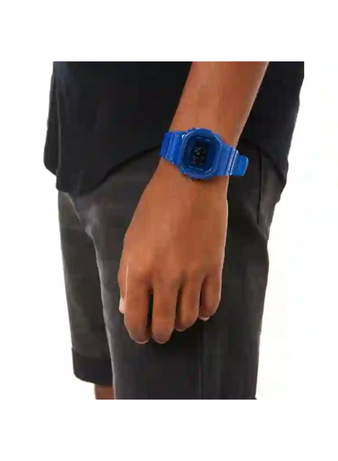 كاسيو ساعة يد رقمية من الراتنج DW-5600SB-2DR - Image 4