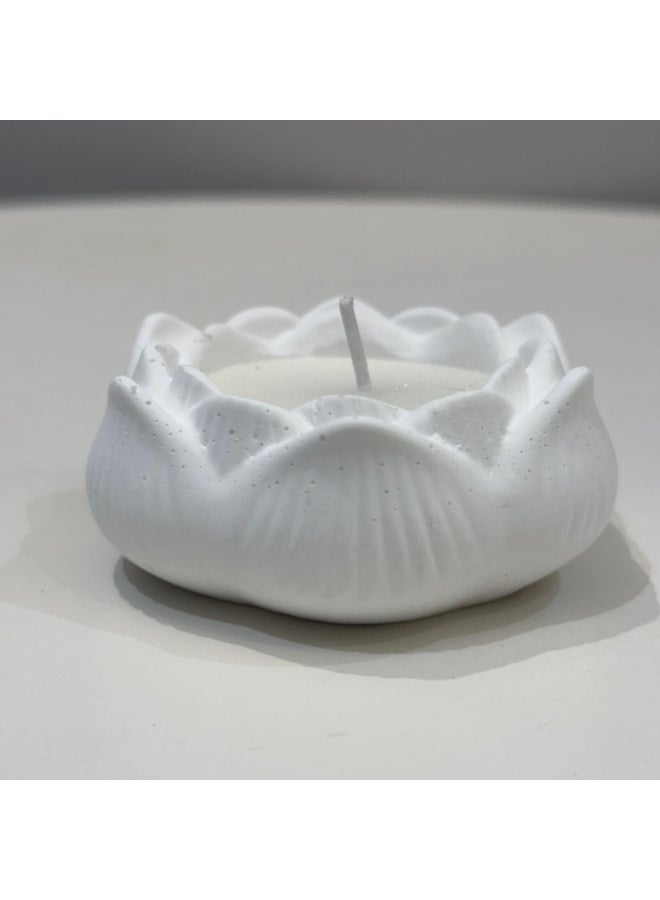 Lotus Flower Shape Candle, Romantic Realistic with Elegant Design for Home, Dinner, Wedding, Diameter 8cm, Height 3cm.  - Image 1