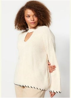 trendyol Beige Window/Cut Out Detailed Tricot Knitwear Sweater TBBAW24AN00038  - Image 1