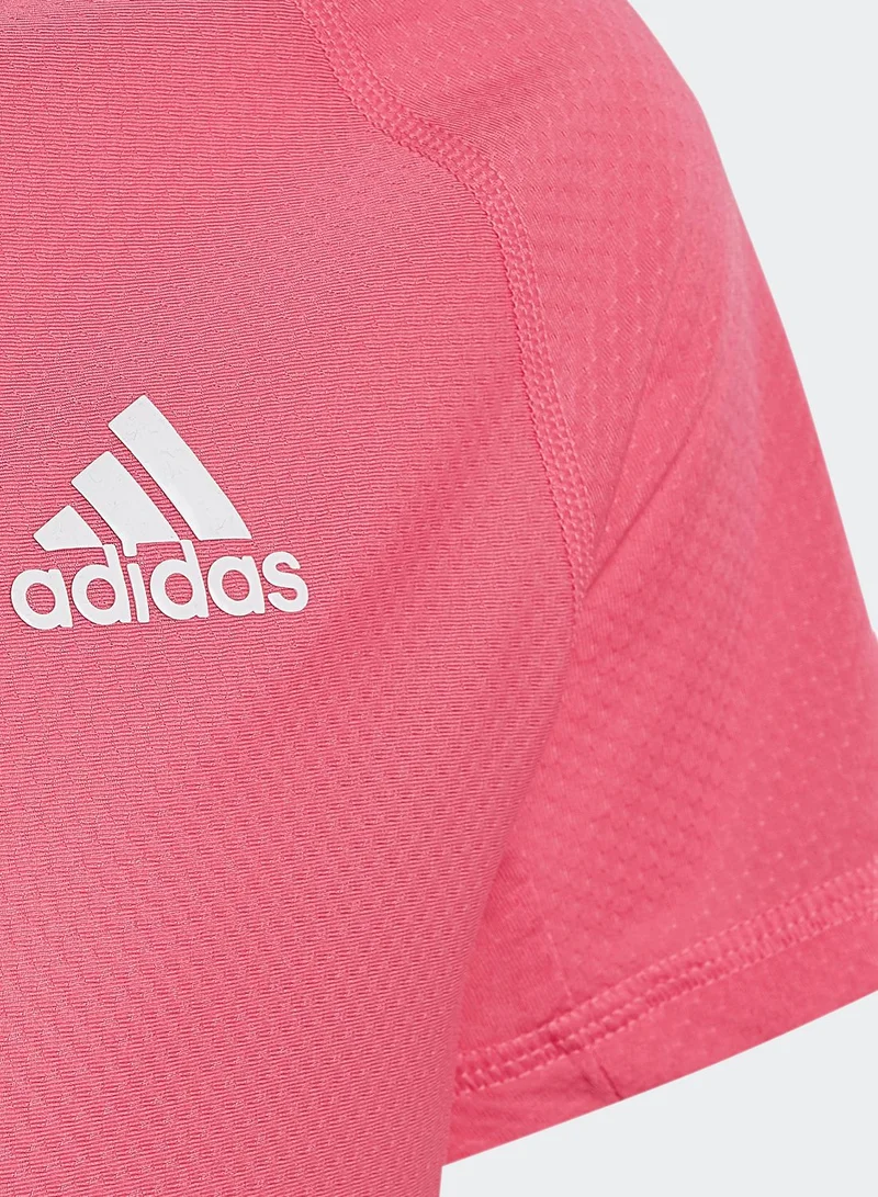 adidas تيشيرت كاجوال بشعار الماركة