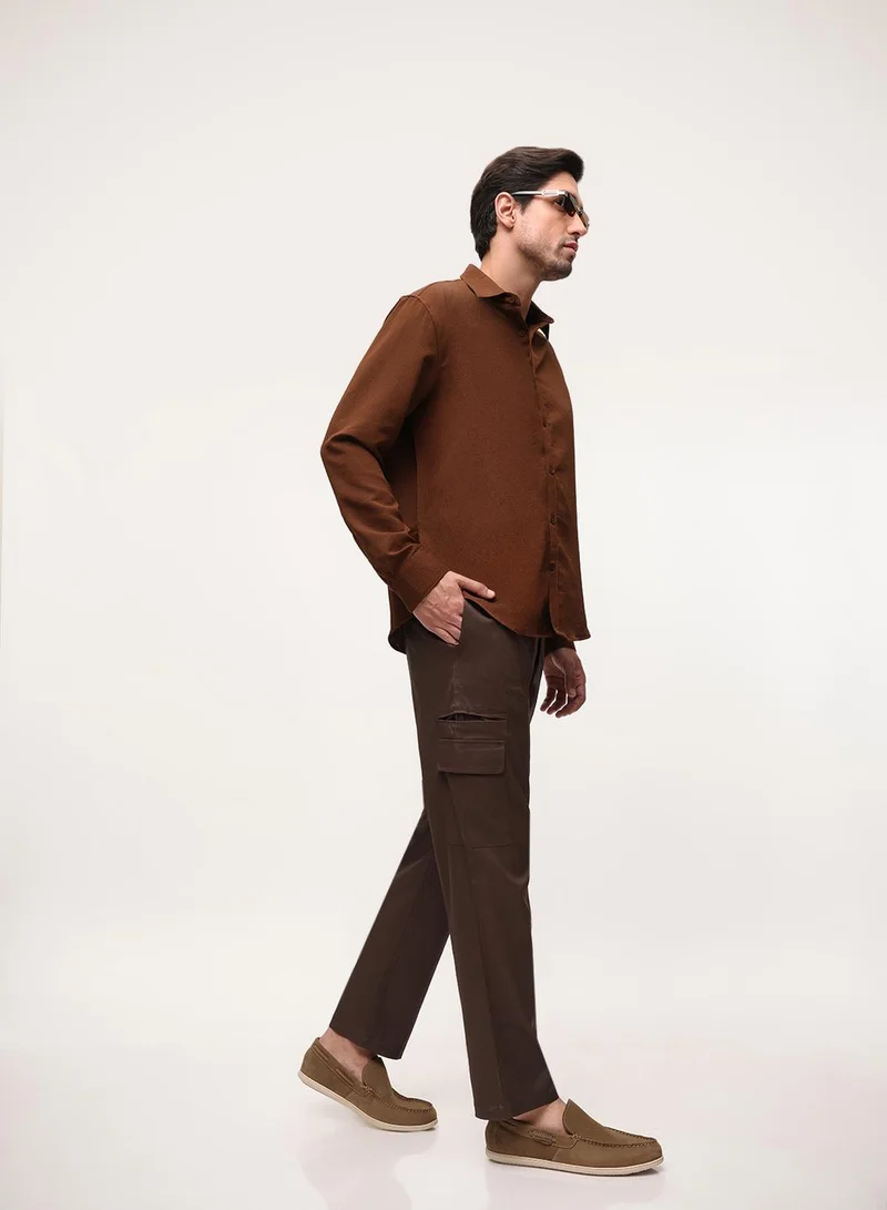 دينيس لينغو Dark Brown Cotton Solid Print Relaxed Cargo Trouser For Men