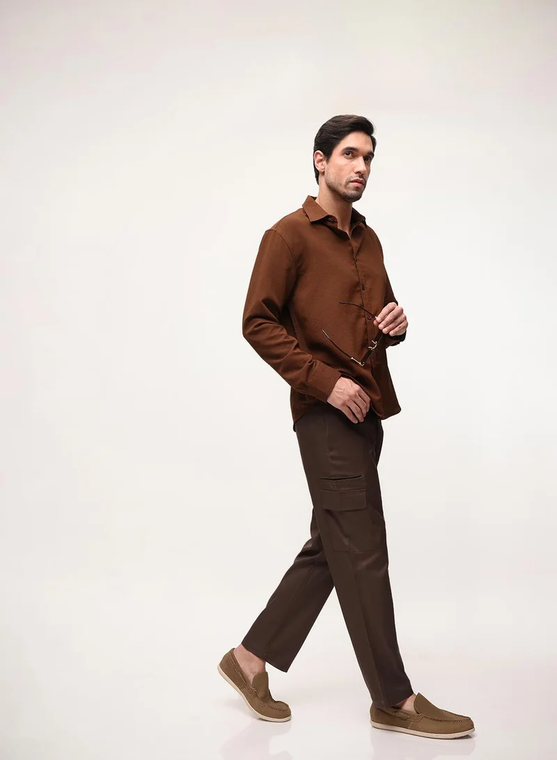دينيس لينغو Dark Brown Cotton Solid Print Relaxed Cargo Trouser For Men