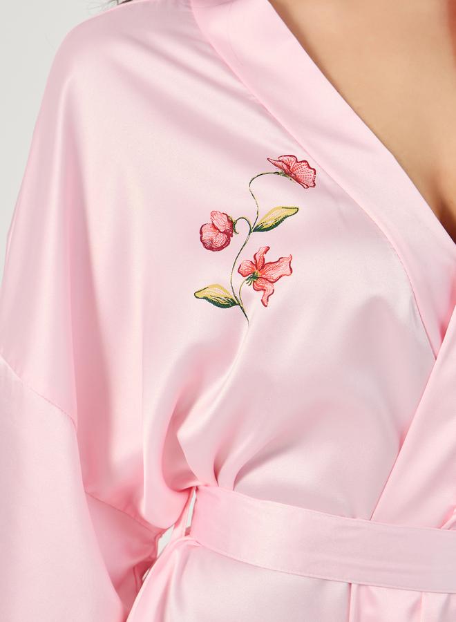 ستايلي روب بطبعة زهور بليسمنت وتفاصيل دانتيل - Image 3