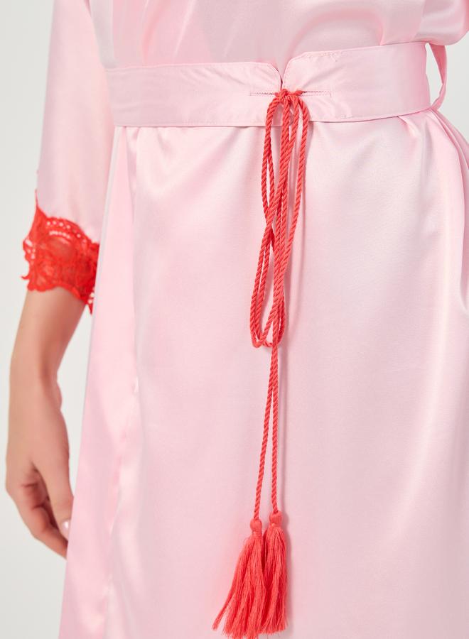 ستايلي روب بطبعة زهور بليسمنت وتفاصيل دانتيل - Image 4