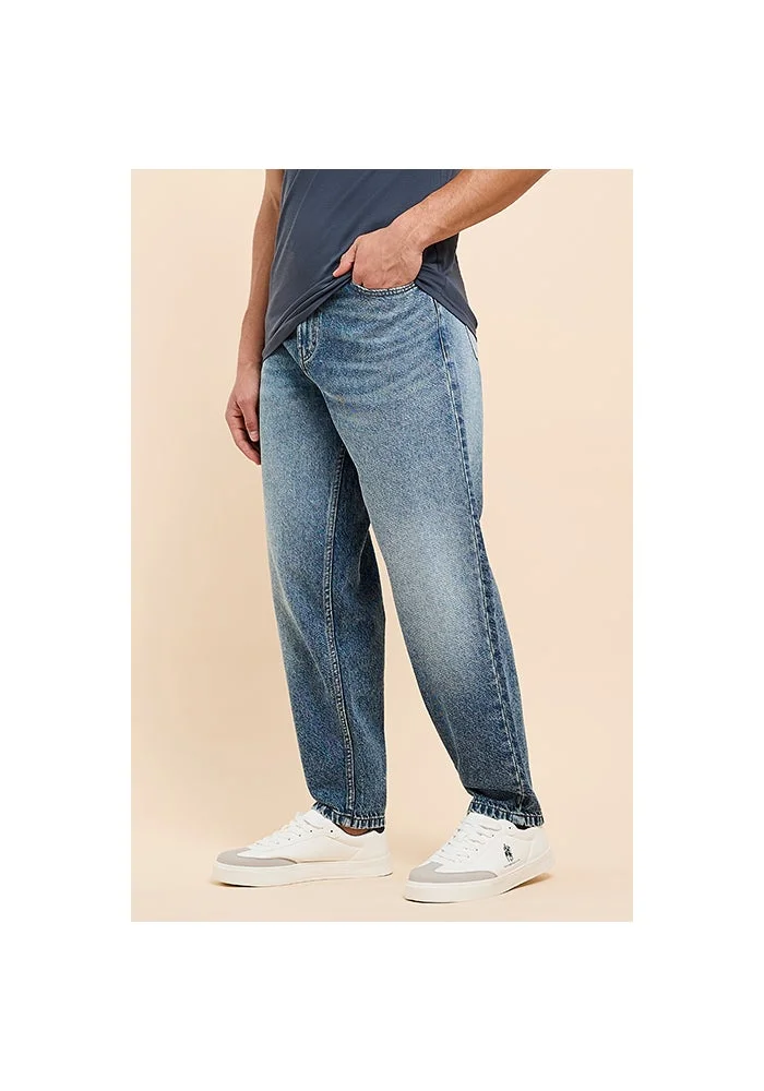 R&b  Washed Relaxed Fit Jeans with Button Closure for Men | Best Price UAE