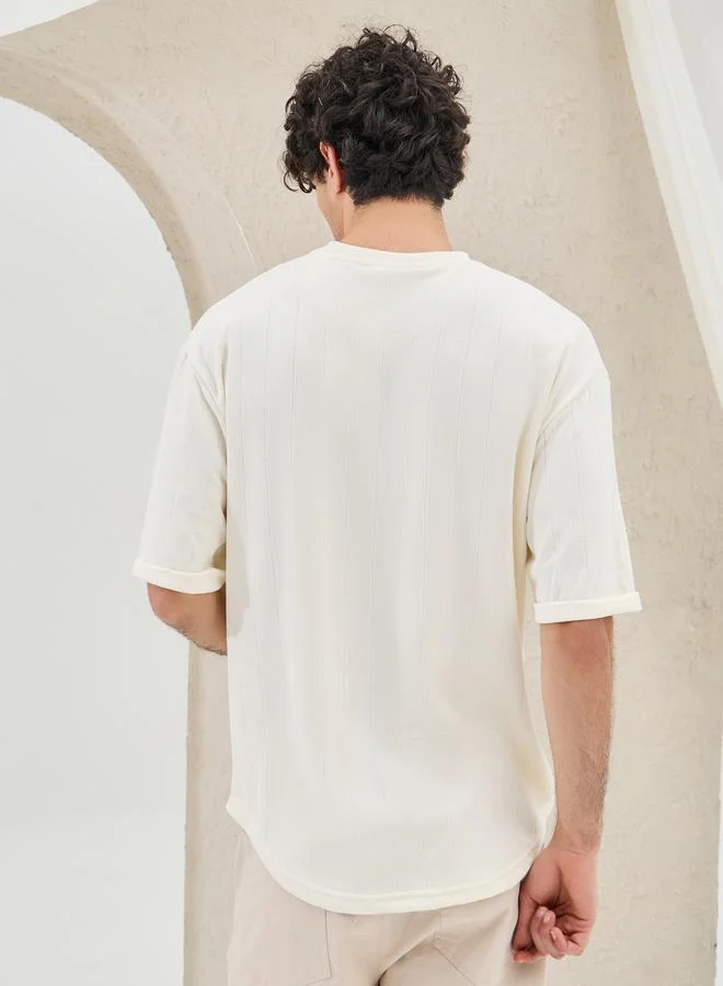 Styli Styli Ribbed Crew Neck Oversized T-Shirt with U Hem