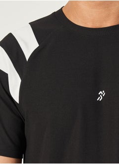 Styli Contrast Band Raglan Sleeve Regular Fit T-Shirt  - Image 3